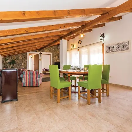 Holiday home Four-Bedroom Holiday Home In Tribunj *