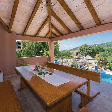 Four-bedroom In Tribunj