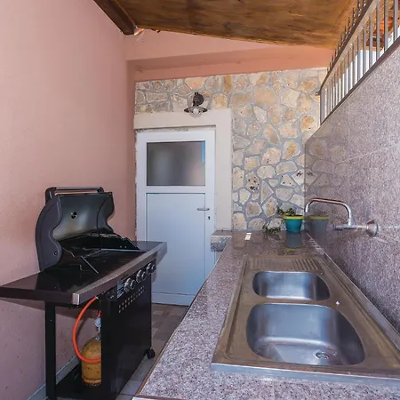 Four-bedroom In Tribunj Ferienhaus Tribalj