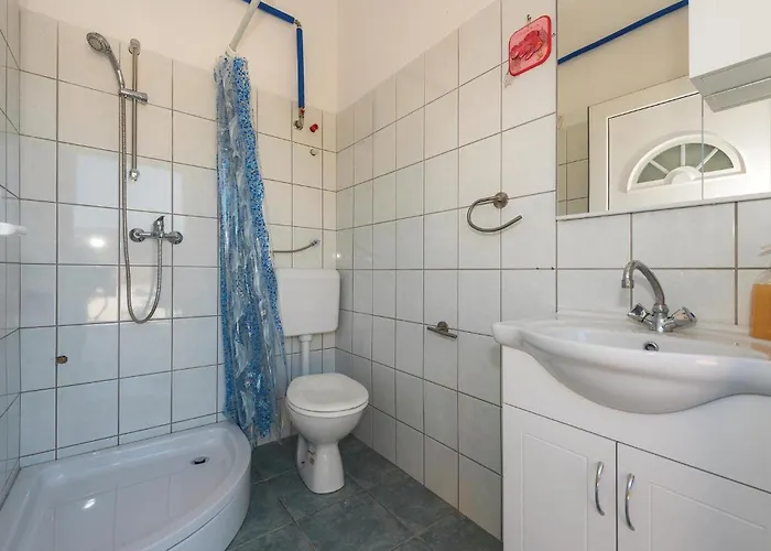 Four-Bedroom Holiday Home In Tribunj Tribalj